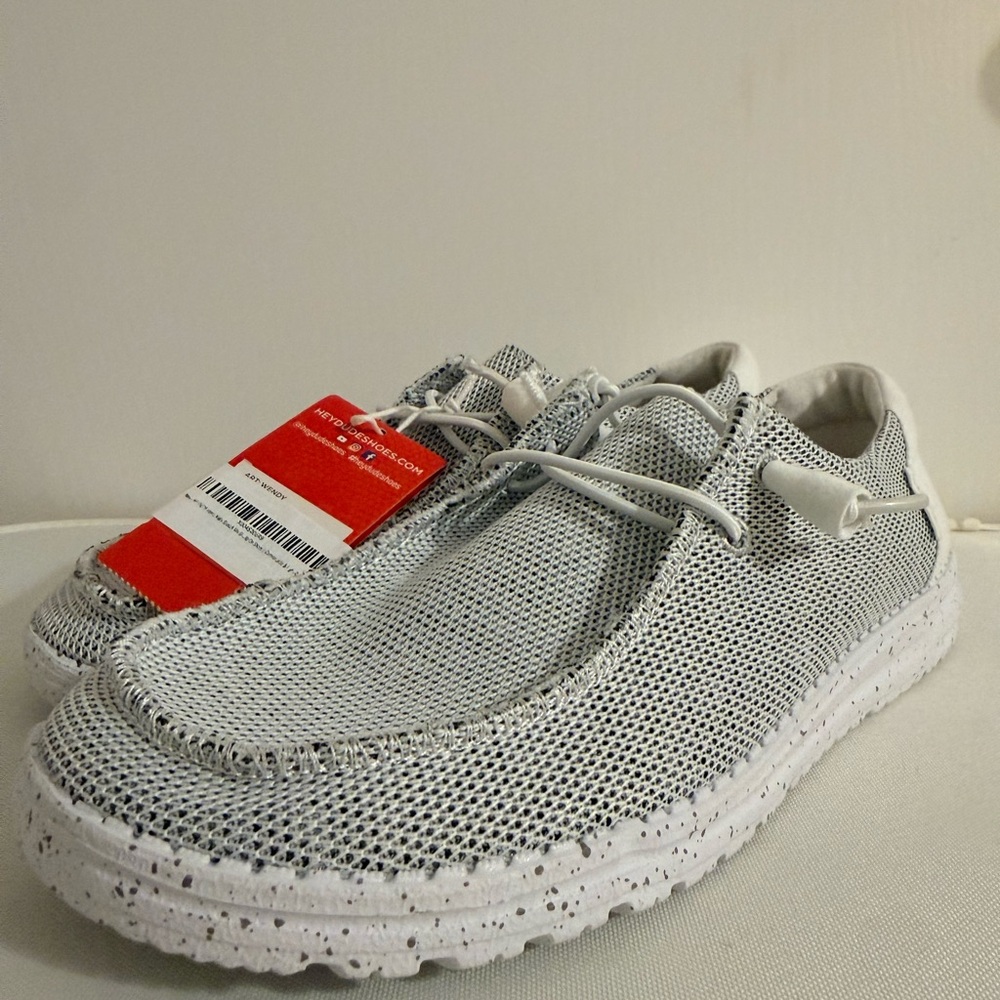 Hey Dude Wendy Sox Stone White Shoes Women’s 10 Lightweight Comfort Slip On NWT